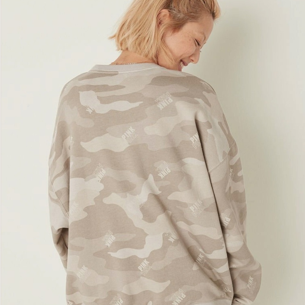 PINK Victoria's Secret Gray Crewneck Sweater - Picture 5 of 5